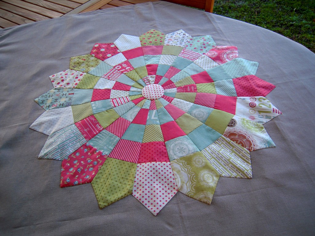 assiette sur table - Christine