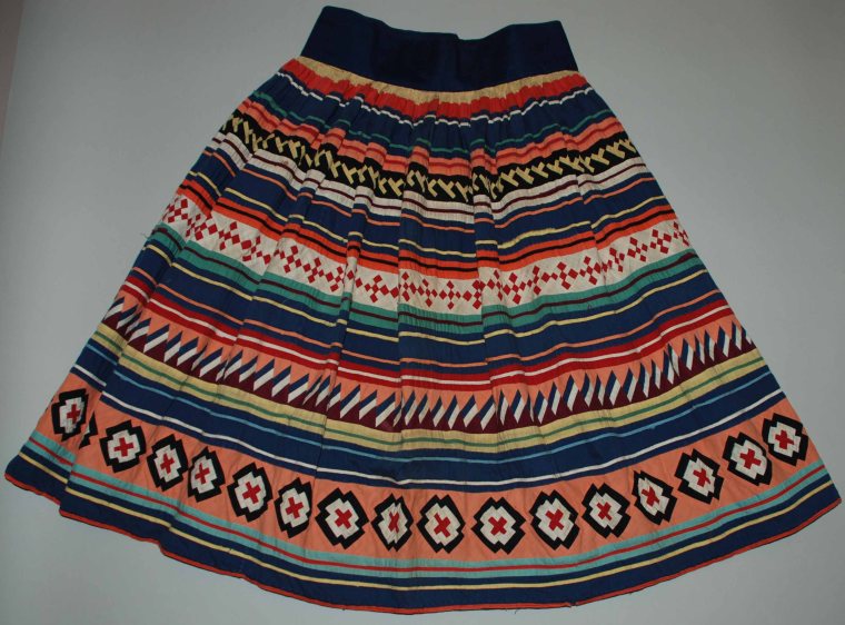 skirt2011-18-5