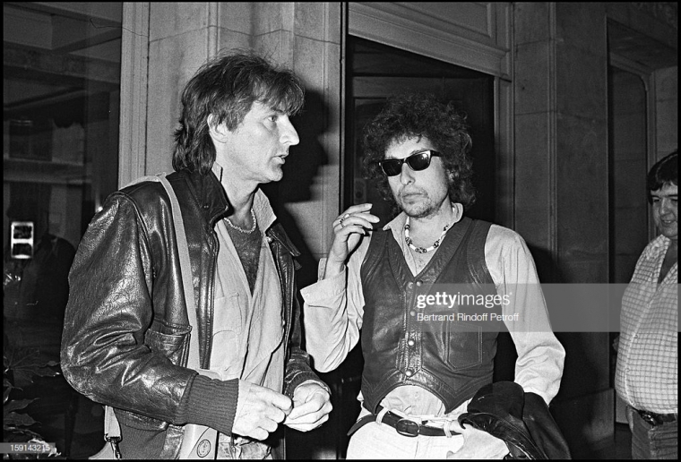 Bob Dylan with Hugues Aufray. (Photo by Bertrand Rindoff Petroff/Getty Images)